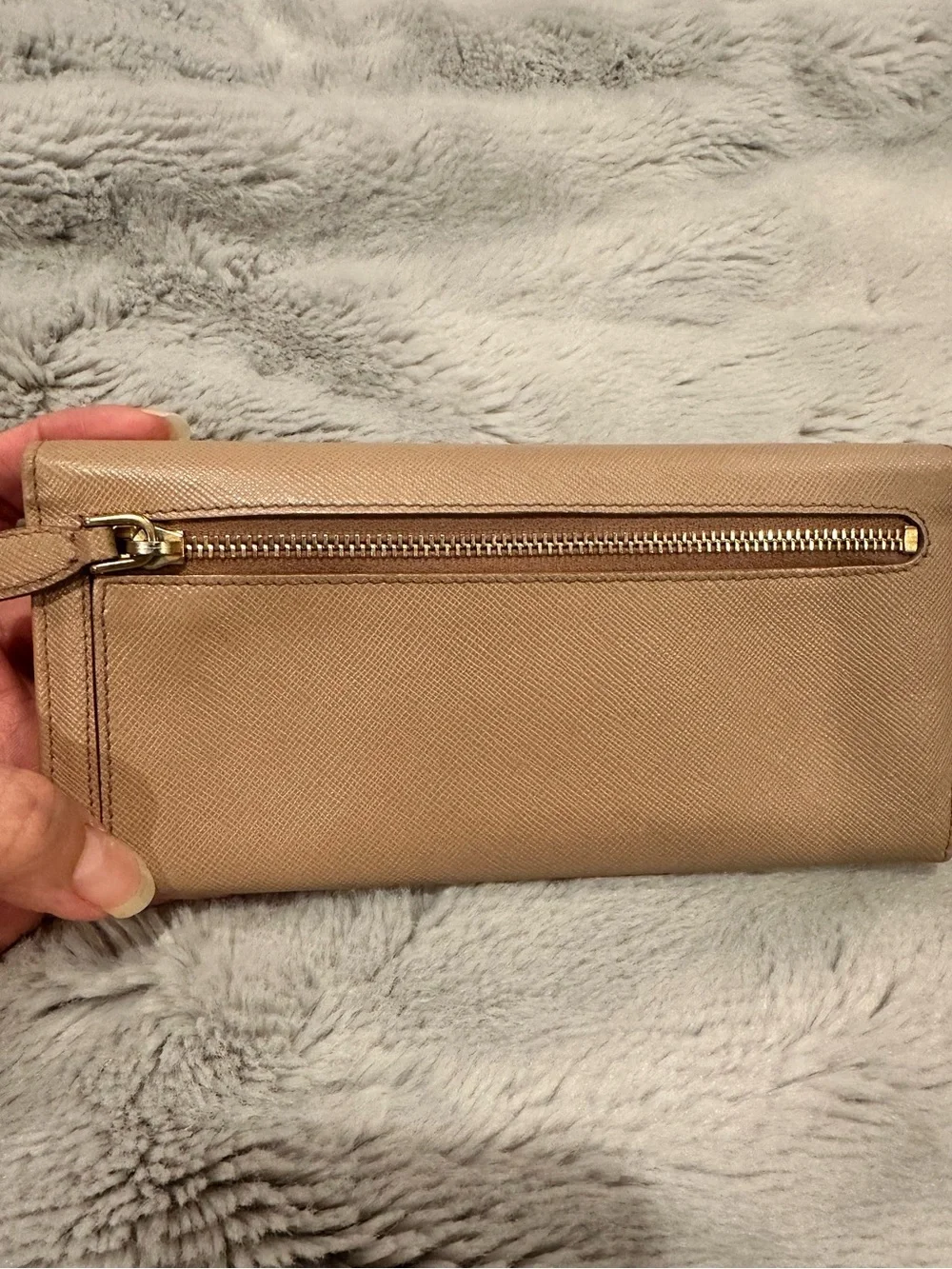 Prada Gold-Logo Saffiano Wallet in Nude Pink